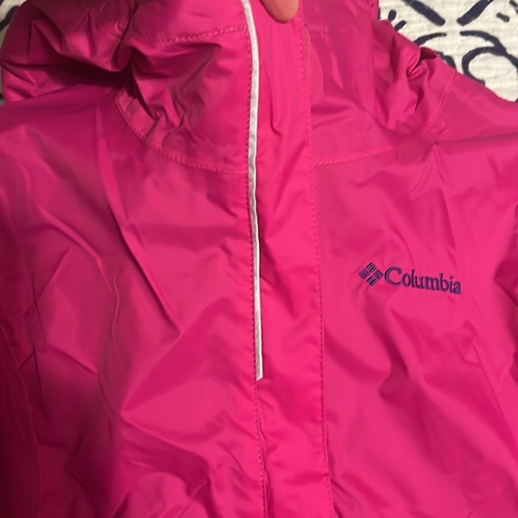 Columbia Omni-tech rain jacket. Juniors medium. Worn once - Picture 9 of 12